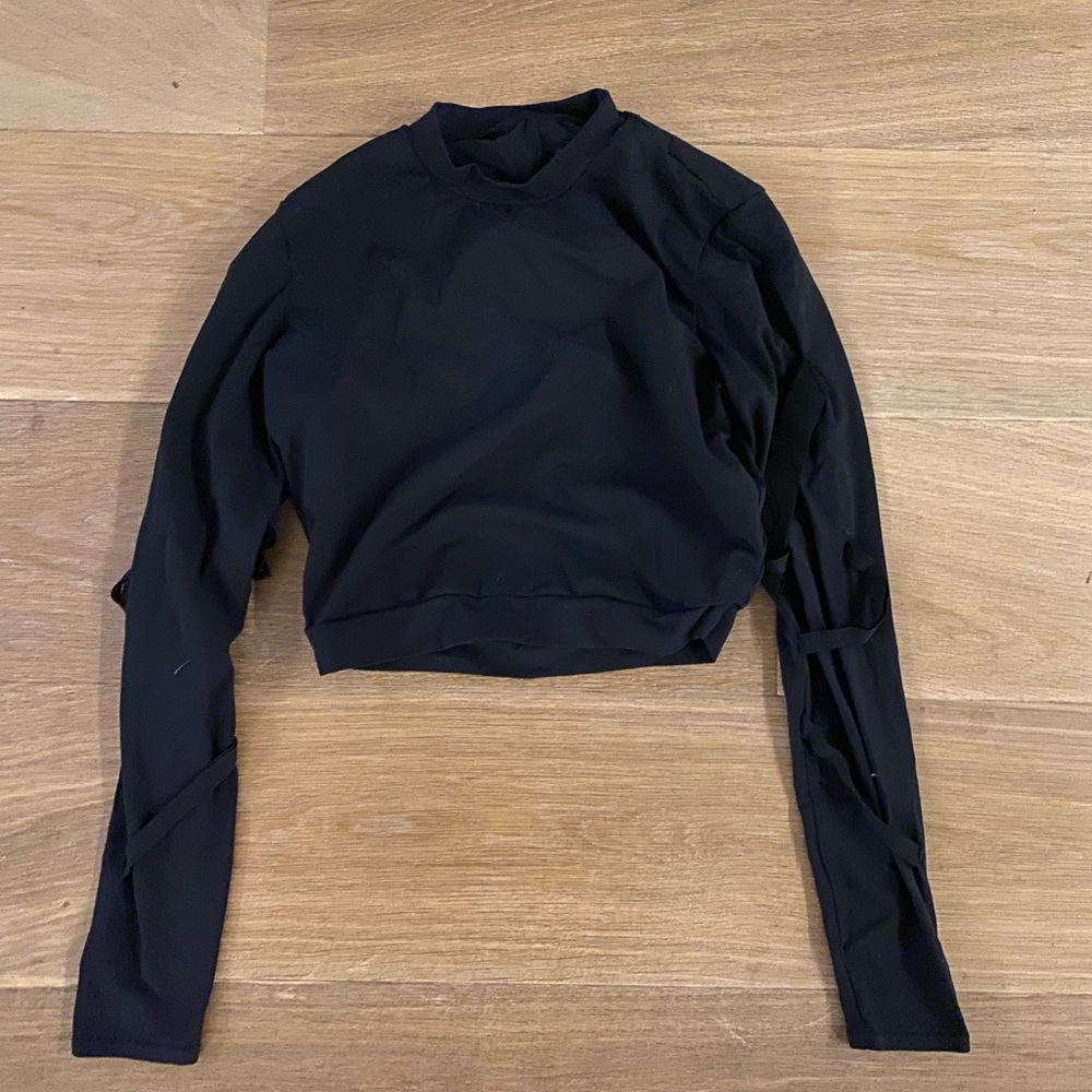 ALO yoga Bandage Long Sleeve Top